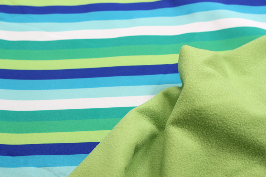 Softshell - blaue, grüne und weiße Streifen