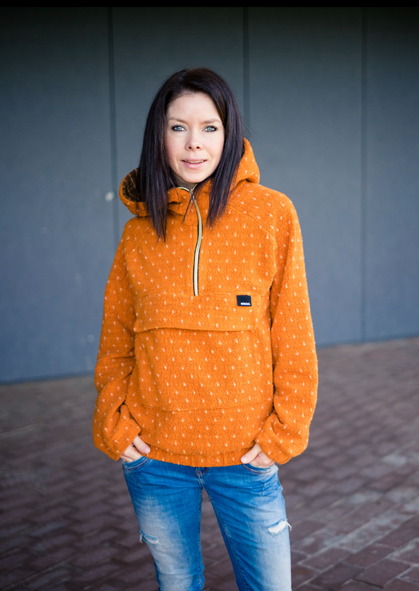 Plushy Dots Teddystoff von Hamburger Liebe und Albstoffe in orange