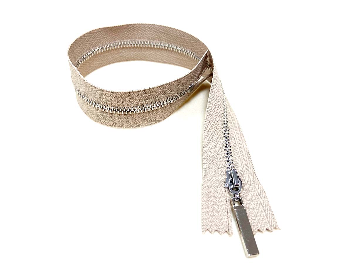 Reißverschluss in beige/silber - nicht teilbar    